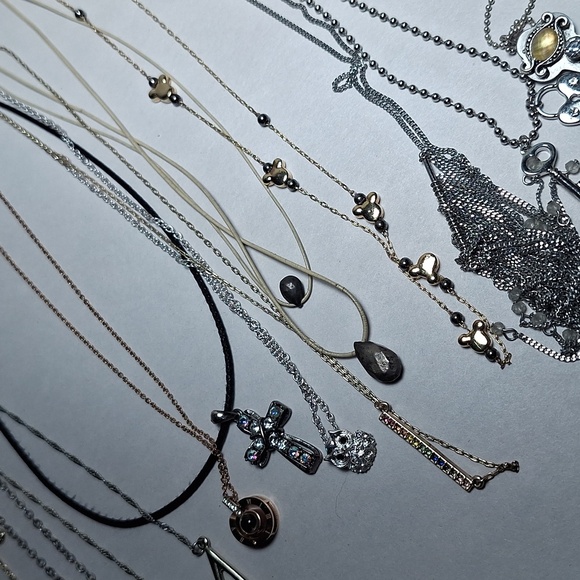 14 Necklaces Including Disney Owl Key London Flower Tassel - Picture 7 of 7